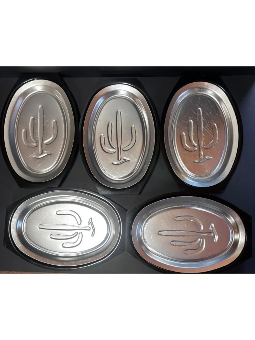 Nordic Ware Serv-A-Sizzler Fajita Platters Saguaro Cactus Design Aluminum VTG 75